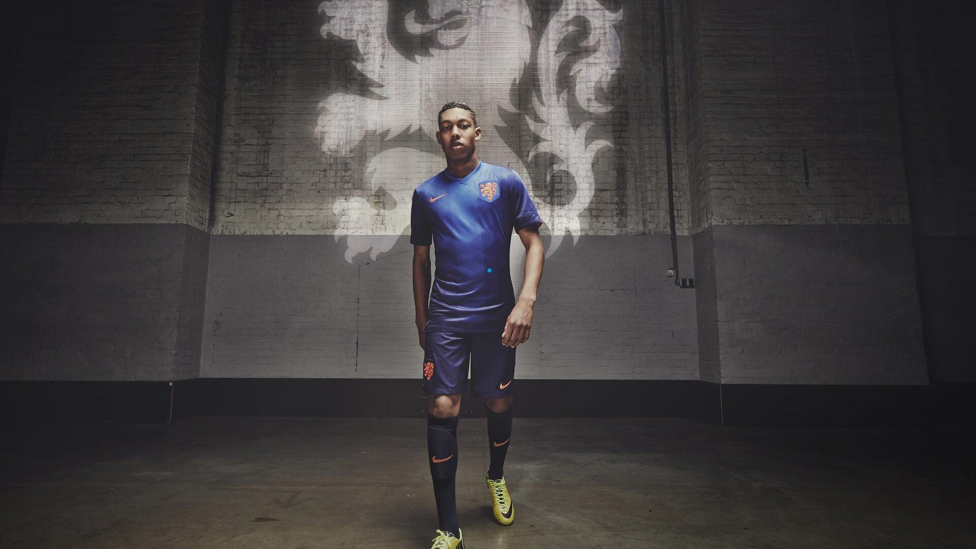 痛快的三分！绝杀时刻点燃球场，传奇之夜永载史册